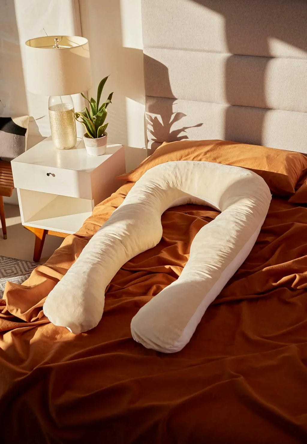 Body Pillow | Elegant U-shaped Pregnancy Pillow - Organic Bamboo Fiber Cotton - Crushed Cooling Gel Filling - Ergonomic Design - Dual-Sided Use - Washable