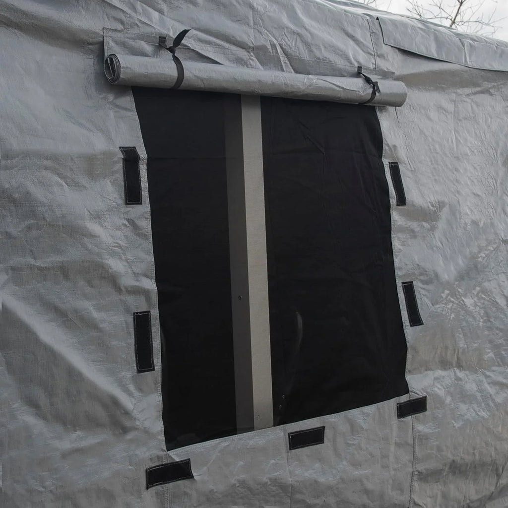 Universal winter tarpaulin, suitable for tall sunshades, used for storing barbecue grills and outdoor furniture, with fireproof and weather-resistant properties, measuring 10 feet by 12 feet, and in gray color.