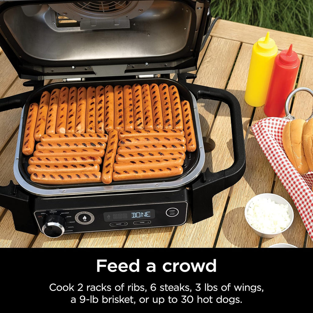 The wood-fire professional outdoor grill is equipped with an internal thermometer. It is a 7-in-one multi-functional grill, a barbecue smoker, an outdoor air fryer, featuring baking, roasting, dehydrating and grilling functions. It adopts the wood-fi
