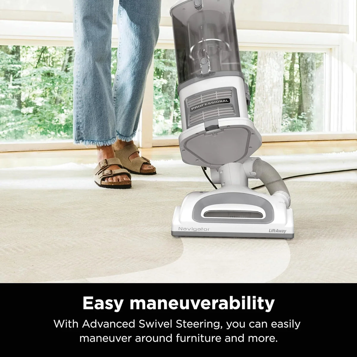 Vertical vacuum cleaner | Navigation-type detachable lifting device | Rotating steering device | High-efficiency particulate air filter | Vacuum cleaner suitable for pet hair | Includes gap cleaning tools and dusting brushes | Suitable for carpets an