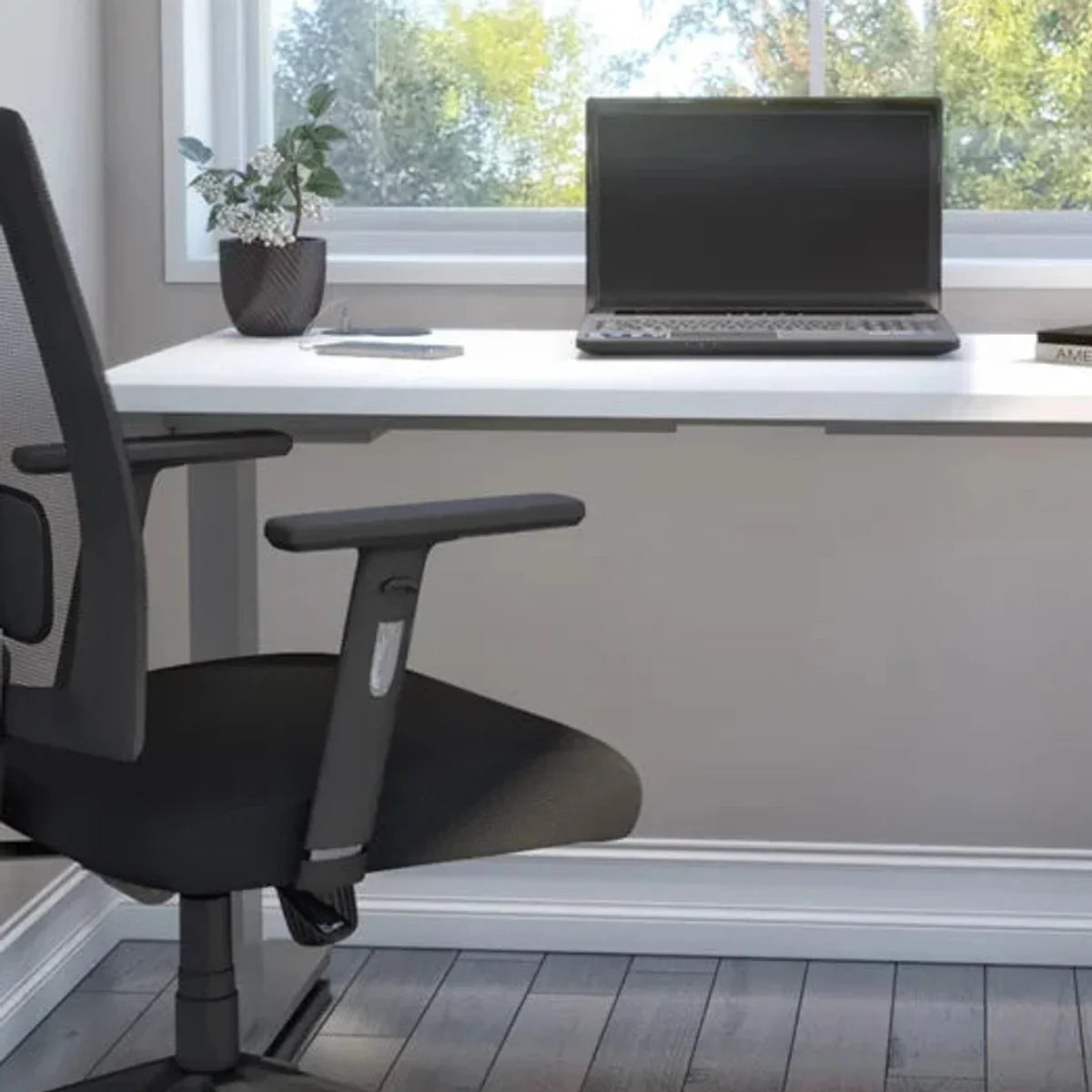 Bestar Upstand 61 cm x 122 cm (24 in. x 48 in.) Height Adjustable Desk
